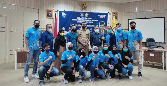 Rektor UHO Lepas Kontingen Atlet Menuju PON Papua 2021