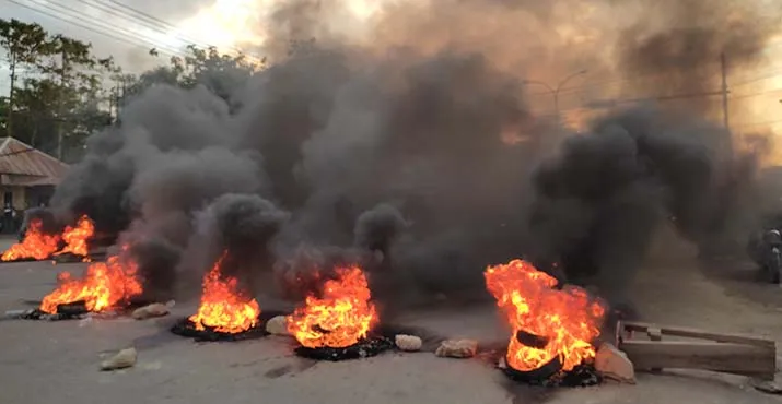 Sehari Jelang Peringatan Tragedi Sedarah, Mahasiswa UHO Kembali Unjuk Rasa