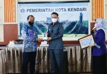 Pemkot Kendari Terima WTP 5 Kali Berturut-turut Pemkot Kendari Terima WTP 5 Kali Berturut-turut