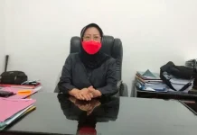STIKES Pelita Ibu Wajibkan Mahasiswa Baru dan Dosen Tes Swab Ketua STIKES Pelita Ibu Rosmawati Ibrahim
