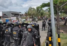 Polisi Terus Bersiaga di Kendari Beach, Cegah Bentrok Susulan Polisi Terus Bersiaga di Kendari Beach, Cegah Bentrok Susulan