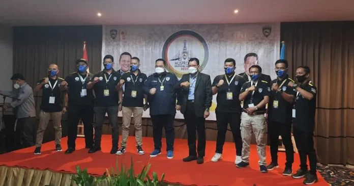 Anton Timbang Janjikan Bonus Rp100 Juta untuk Atlet Balap Sultra di PON Papua