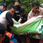 Nelayan Asal Butur Ditemukan Meninggal Dunia di Perairan Kalisusu Nelayan Asal Butur Ditemukan Meninggal Dunia di Perairan Kalisusu