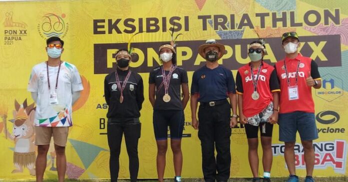 Atlet Triatlon Sumbang Medali Pertama untuk Sultra di PON Papua