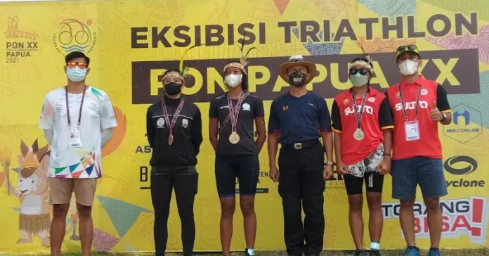 Atlet Triatlon Sumbang Medali Pertama untuk Sultra di PON Papua