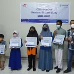 FIFGROUP Kerja Sama IGI Kota Kendari Serahkan Beasiswa Tingkat SD sampai SMA FIFGROUP Kerja Sama IGI Kota Kendari Serahkan Beasiswa Tingkat SD sampai SMA