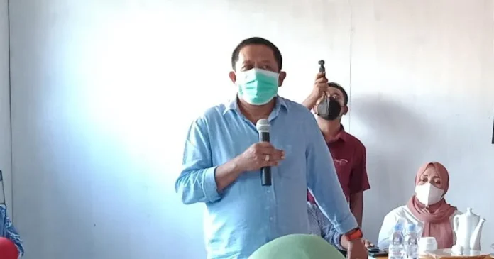 Anggota DPR RI dari Fraksi PDI Perjuangan Dapil Sultra Sulawesi Tenggara (Sultra),