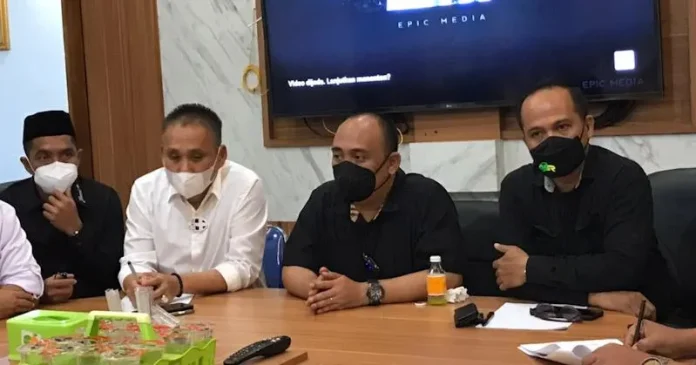 Gerindra Sultra Pastikan Kasus Bupati Koltim Tak Berkaitan dengan Partai Gerindra Sultra Pastikan Kasus Bupati Koltim Tak Berkaitan dengan Partai