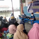 Tim Pengabdian UHO Latih Warga Lingkar Tambang Tentang Pemasaran Digital Tim Pengabdian UHO Latih Warga Lingkar Tambang Tentang Pemasaran Digital