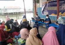 Tim Pengabdian UHO Latih Warga Lingkar Tambang Tentang Pemasaran Digital Tim Pengabdian UHO Latih Warga Lingkar Tambang Tentang Pemasaran Digital