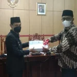 Ranperda APBD Perubahan Wakatobi 2021 Disetujui Ranperda APBD Perubahan Wakatobi 2021 Disetujui