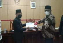 Ranperda APBD Perubahan Wakatobi 2021 Disetujui Ranperda APBD Perubahan Wakatobi 2021 Disetujui