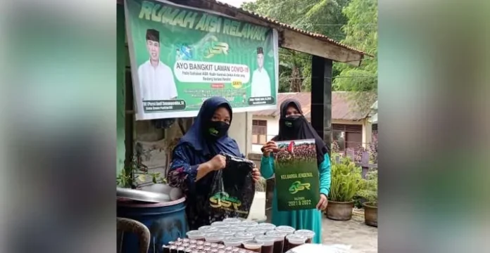 ASR Sukseskan Giat Posyandu di Kendari Caddi
