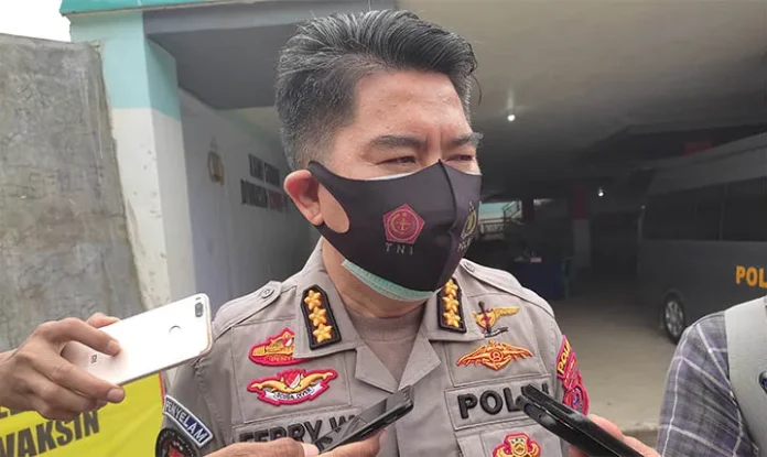 Kepala Bidang Hubungan Masyarakat Polda Sultra Kombes Pol Ferry WalintukanKepala Bidang Hubungan Masyarakat Polda Sultra Kombes Pol Ferry Walintukan