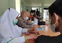 FT UHO Gelar Vaksinasi, Peserta Dapat Bonus Tabungan Emas Rp10.000 FT UHO Gelar Vaksinasi, Peserta Dapat Bonus Tabungan Emas Rp10.000