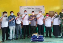 Antam Salurkan 13 Ton Beras di Molawe Konut Antam Salurkan 13 Ton Beras di Molawe Konut