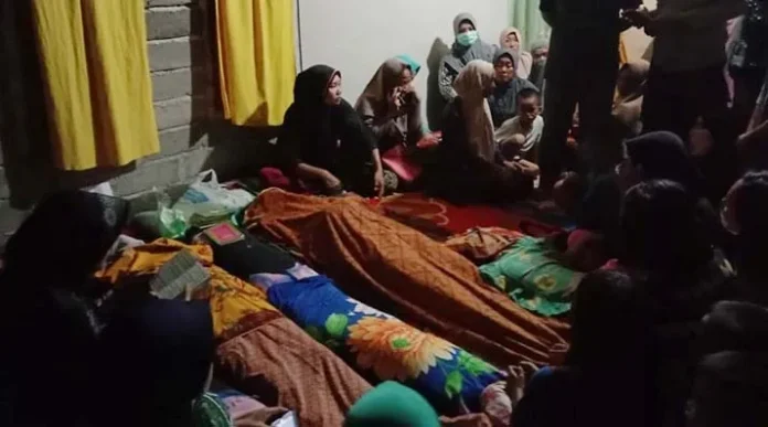 Ayah dan Anak di Konawe Tewas Disambar Petir