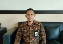 Samsat Drive Thru di Kendari Hasilkan Pajak Rp50 Juta Perhari Sekretaris Badan Pendapatan Daerah (Bapenda) Provinsi Sulawesi Tenggara (Sultra), Suharmin Arfad