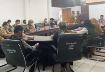 DPRD Sultra Gelar RDP Soal Honor Pegawai Satgas Covid-19 yang Belum Dibayar DPRD Sultra Gelar RDP Soal Honor Pegawai Satgas Covid-19 yang Belum Dibayar