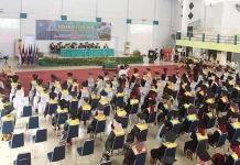 Poltekkes Kendari Wisuda 250 Lulusan Poltekkes Kendari Wisuda 250 Lulusan