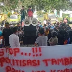 Para Penambang Pasir Suarakan Percepatan Pembangunan Bendungan Ameroro Para Penambang Pasir Suarakan Percepatan Pembangunan Bendungan Ameroro