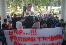 Para Penambang Pasir Suarakan Percepatan Pembangunan Bendungan Ameroro Para Penambang Pasir Suarakan Percepatan Pembangunan Bendungan Ameroro