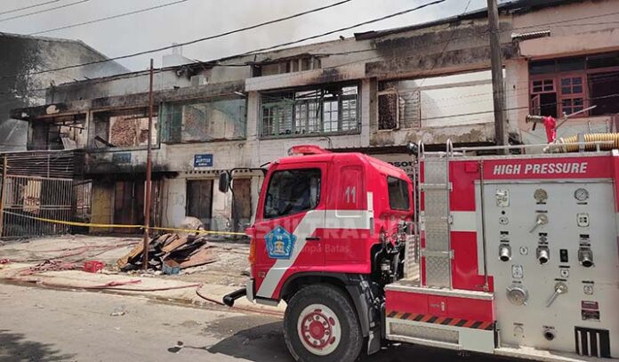 Kebakaran Ruko di Kota Lama Kendari Sebabkan Kerugian Rp6,3 Miliar