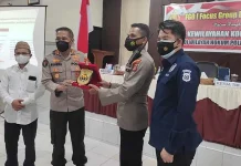 Divisi Humas Polri Cek Persiapan Kontra Radikal di Polres Kendari Divisi Humas Polri Cek Persiapan Kontra Radikal di Polres Kendari
