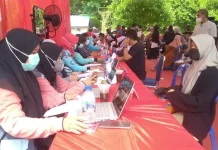 Masyarakat Kendari Antusias Ikut Vaksinasi yang Digelar Tidar dan ASR Masyarakat Kendari Antusias Ikut Vaksinasi yang Digelar Tidar dan ASR