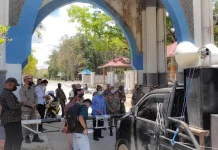 Mahasiswa Tuntut Gubernur Sultra Copot Kadis SDA dan Bina Marga Mahasiswa Tuntut Gubernur Sultra Copot Kadis SDA dan Bina Marga