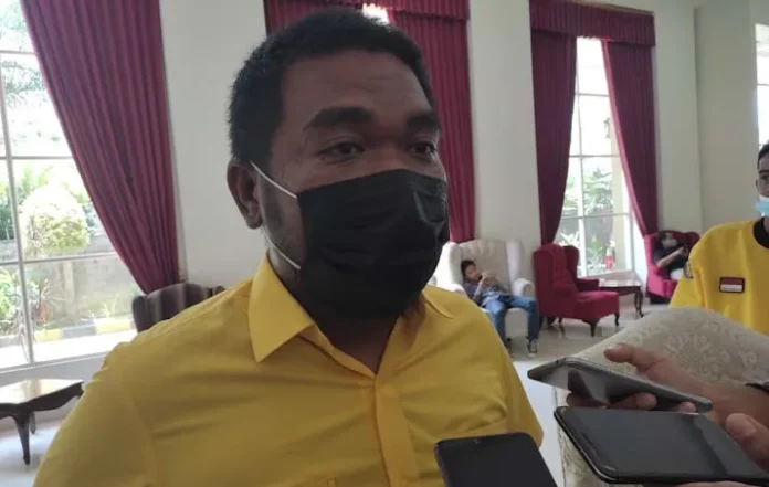 Ketua DPD II Partai Golkar Kendari Laode Muhammad Inarto