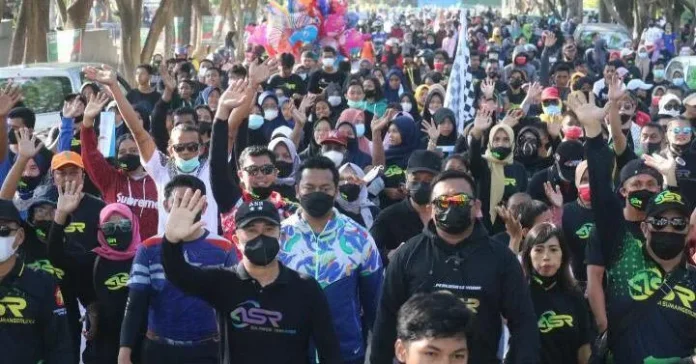 ASR Sukses Gelar Jalan Santai Berhadiah dan Vaksinasi Gratis di Baubau