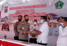 Kapolda Sultra Terima Hibah Lahan dan Bangunan dari Pemda Kolut Kapolda Sultra Terima Hibah Lahan dan Bangunan dari Pemda Kolut