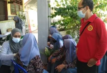 Peringati Sumpah Pemuda, Binda Sultra Gelar Vaksinasi Covid-19 di Wakatobi Peringati Sumpah Pemuda, Binda Sultra Gelar Vaksinasi Covid-19 di Wakatobi