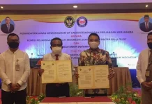 UHO Teken MoU dengan Komisi Kejaksaan RI UHO Teken MoU dengan Komisi Kejaksaan RI