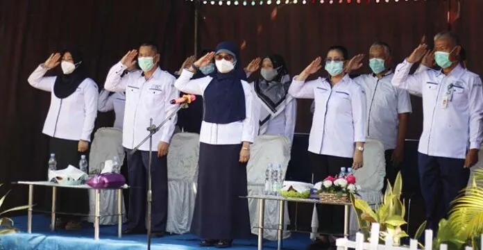 Poltekkes Kendari Gelar Upacara Peringati Hari Kesehatan Nasional ke-57