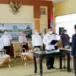 Agus Salim Resmi Nahkodai Dewan Pengawas Perumda Kota Kendari Agus Salim Resmi Nahkodai Dewan Pengawas Perumda Kota Kendari