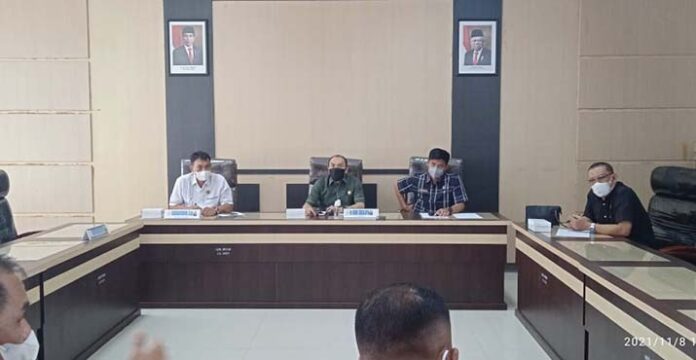 Dewan Soroti Parkiran Samping Lippo Plaza Kendari