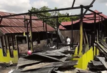 Satu Rumah Warga di Kendari Ludes Terbakar Tadi Pagi Satu Rumah Warga di Kendari Ludes Terbakar Tadi Pagi