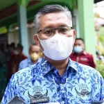 Sulkarnain Ingatkan Prokes ke Warga Atas Isu Varian Baru Covid-19 Wali Kota Kendari Sulkarnain Kadir