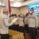 Wakil Gubernur Lantik Pengurus IKA Smansa Kendari Wakil Gubernur Lantik Pengurus IKA Smansa Kendari