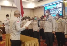 Wakil Gubernur Lantik Pengurus IKA Smansa Kendari Wakil Gubernur Lantik Pengurus IKA Smansa Kendari