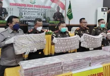 Hasil Rampasan Kejaksaan Konawe dari Perkara Tambang Capai Rp14 Miliar Hasil Rampasan Kejaksaan Konawe dari Perkara Tambang Capai Rp14 Miliar