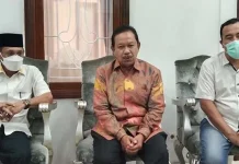 Kepala PPS Kendari Apresiasi Upaya Bupati Wakatobi Kembangkan Sektor Perikanan Kepala PPS Kendari Apresiasi Upaya Bupati Wakatobi Kembangkan Sektor Perikanan