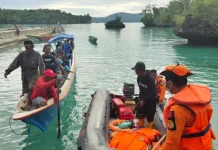 8 Warga Muna yang Hilang Saat Mengecek Situs Peninggalan Ditemukan Selamat 8 Warga Muna yang Hilang Saat Mengecek Situs Peninggalan Ditemukan Selamat