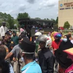 Tolak Pergantian Lurah, Puluhan Masyarakat Demo Wali Kota Kendari Tolak Pergantian Lurah, Puluhan Masyarakat Demo Wali Kota Kendari