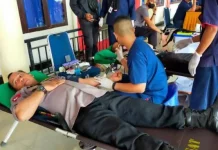 Jelang HUT Ke-76, Brimob Polda Sultra Gelar Donor Darah Jelang HUT Ke-76, Brimob Polda Sultra Gelar Donor Darah