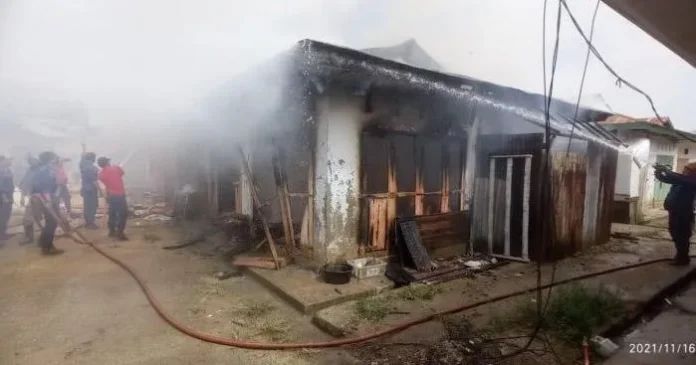 Pasar PKL Paddys Market Terbakar, 8 Los Pedagang Hangus