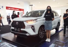 Toyota All New Avanza dan New Veloz Resmi Mengaspal di Kendari Salah satu mobil New Avanza & Toyota All New Veloz yang di Launcing.