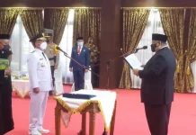 Sulwan Aboenawas Dilantik Jadi Pj Bupati Koltim Sulwan Aboenawas Dilantik Jadi Pj Bupati Koltim